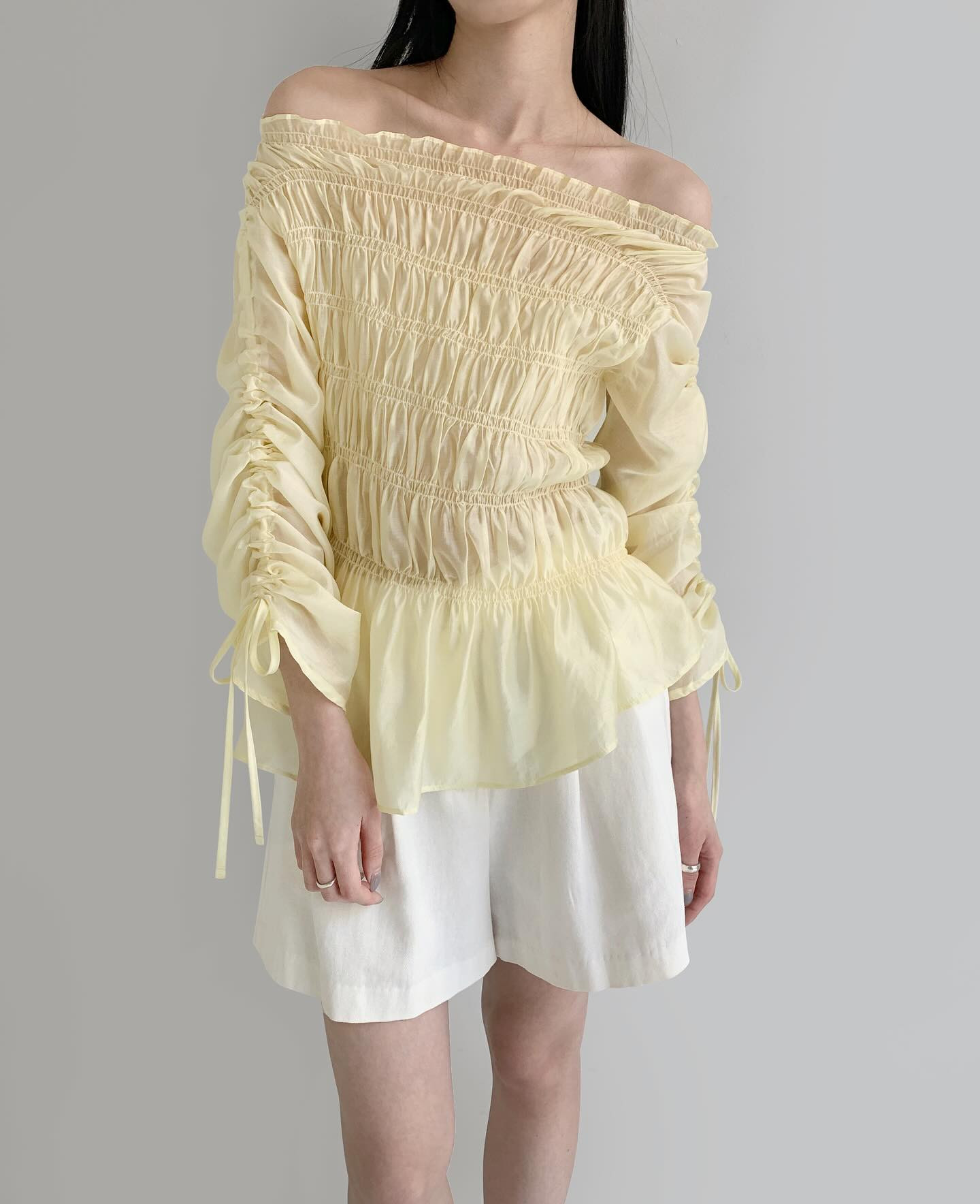 5 màu sắc trang phục