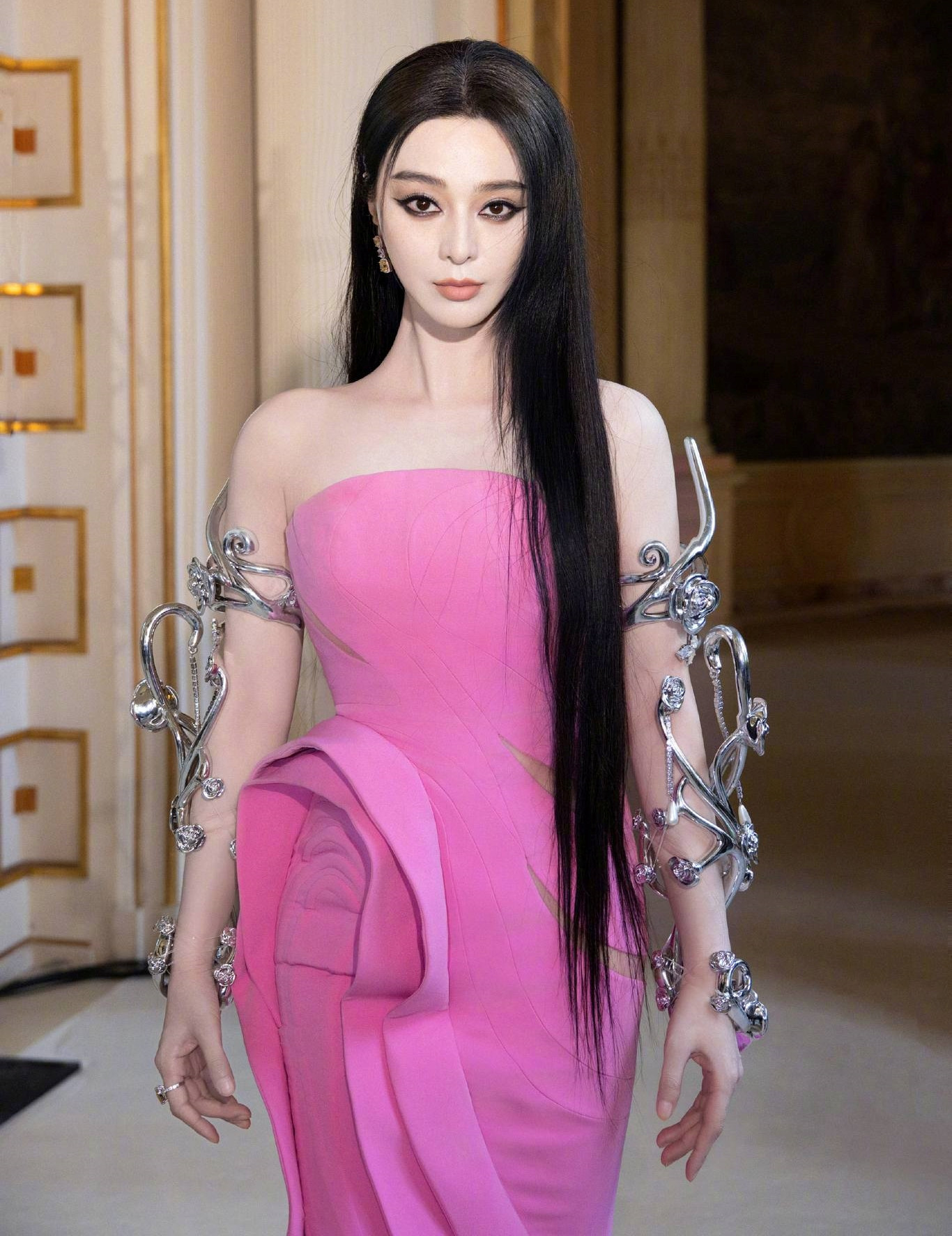 48191142511958678985678036906945083302183968n