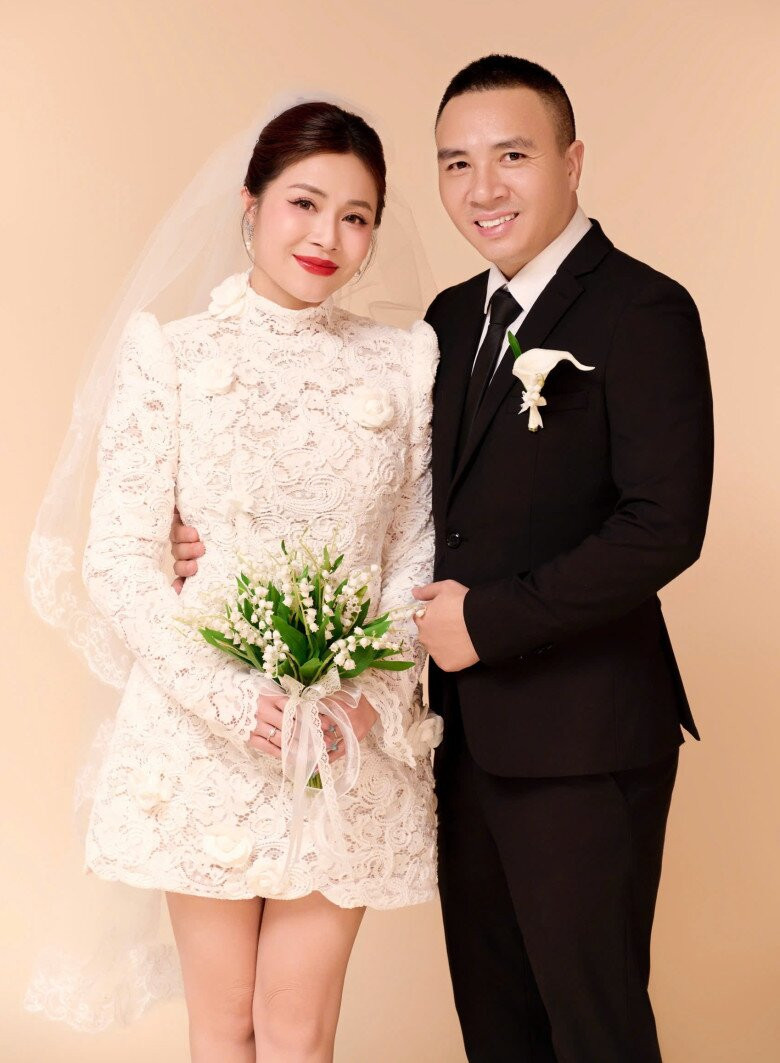 Kết hôn lần 2 với đạo diễn nổi tiếng cuộc sống MC Hoàng Linh giờ ra sao