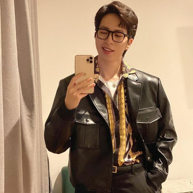 Gu thời trang như tổng tài ngôn tình của ViruSs độ giàu có được khẳng định ở cái tầm