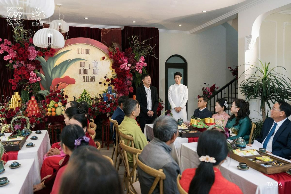 Quỳnh Lương lộ vòng 2 lớn thấy rõ liên tục làm 1 hành động để che chắn