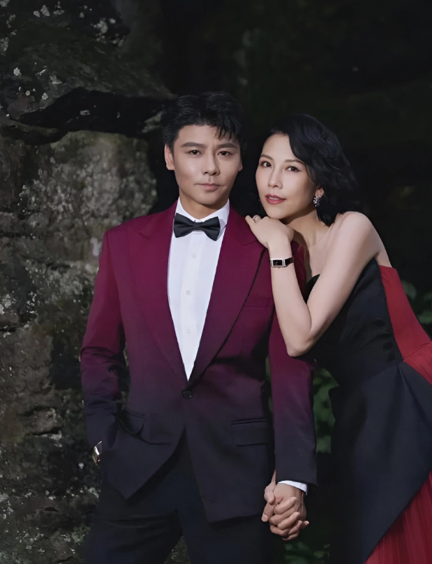 Rộ tin vợ chồng Thái Thiếu Phân tan vỡ sau phát ngôn 'Hôn nhân không mỹ mãn như bề ngoài' - Ảnh 1