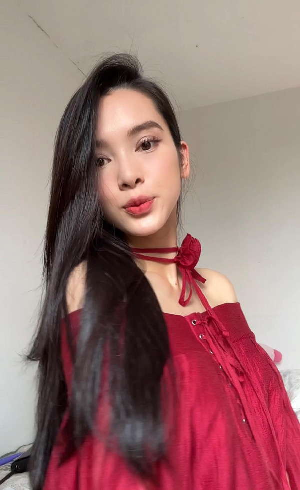 Sắc vóc đời thực nữ diễn viên VFC vừa lên xe hoa với thiếu gia quê Trà Vinh- Ảnh 4.