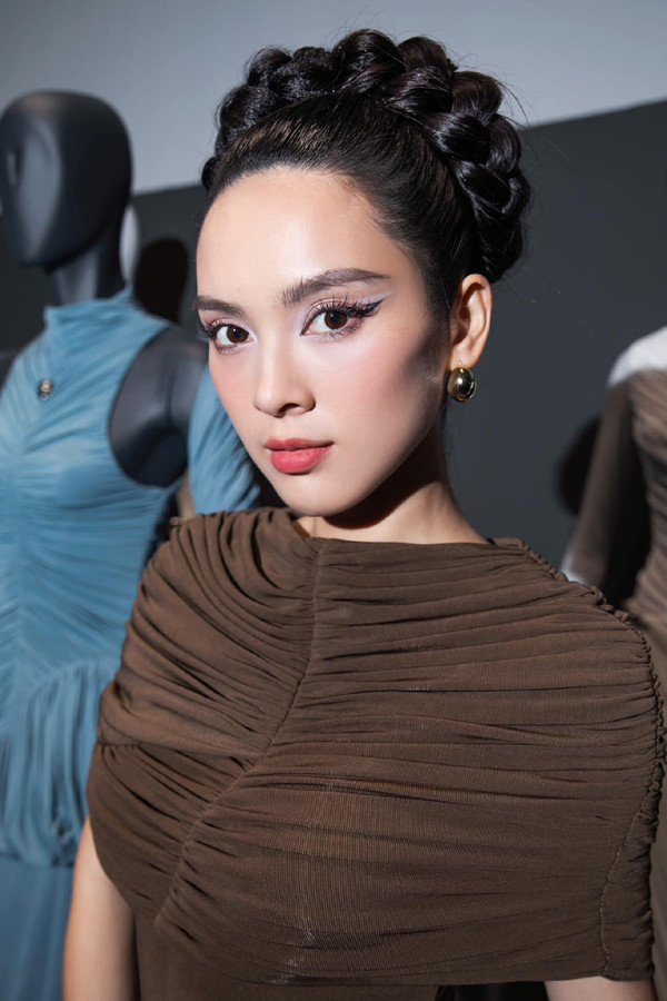 Sắc vóc đời thực nữ diễn viên VFC vừa lên xe hoa với thiếu gia quê Trà Vinh- Ảnh 6.