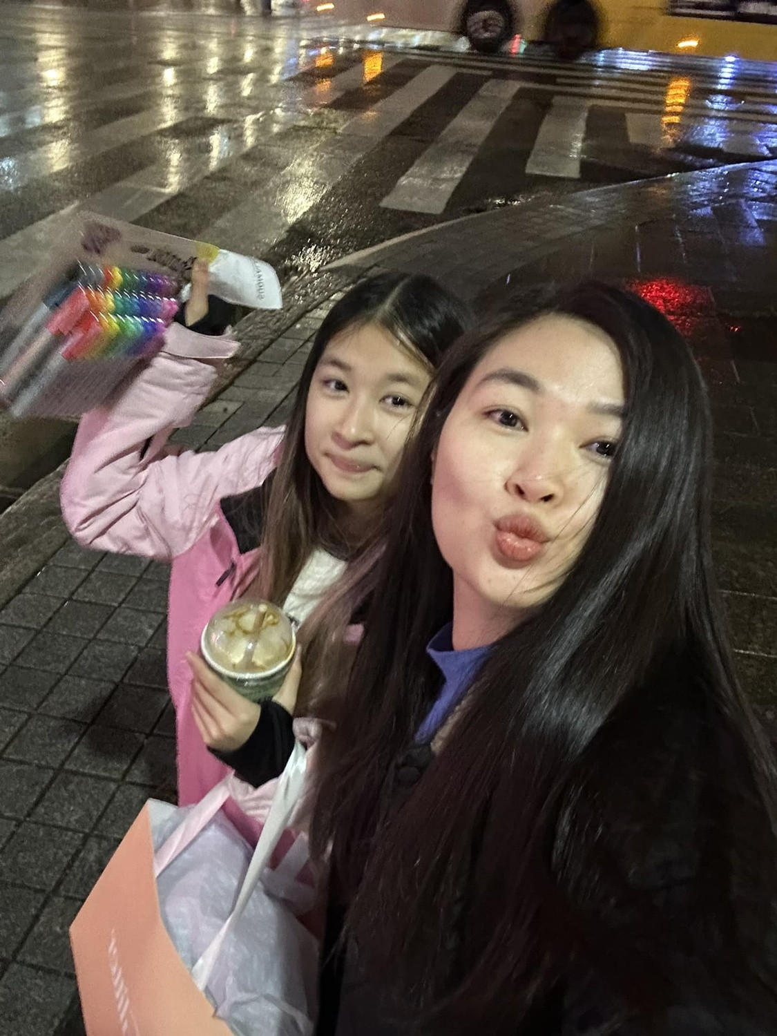 Con gái Huy Khánh như thiếu nữ ở tuổi 13 đường nét y chang bố