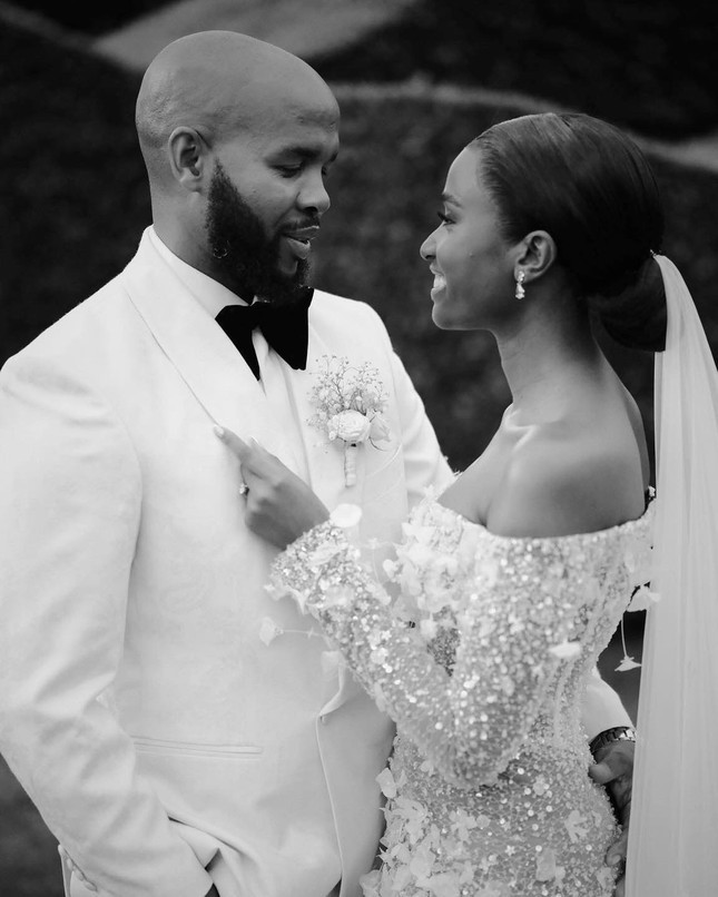 Hoa hậu Hoàn vũ 2019 kết hôn ảnh 1