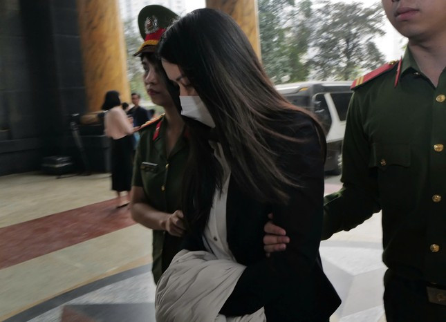 Cựu Chủ tịch FLC Trịnh Văn Quyết vẫn chưa có mặt tại toà ảnh 1