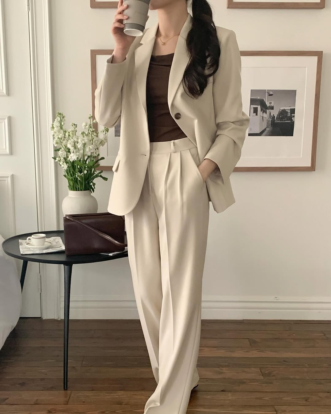 Không phải blazer oversized, đây mới là 4 kiểu blazer đang được phụ nữ Hàn mê diện nhất lúc này- Ảnh 4.