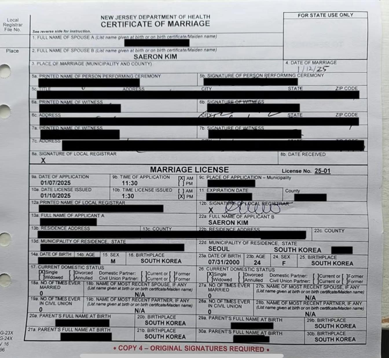 Kim Sae Ron từng cố tự tử 20 lần xác nhận đã kết hôn