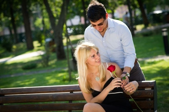 Phát hiện bí mật sốc về người chồng lịch lãm, lãng mạn, giàu có sắp cưới