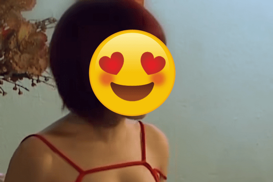 Sao nữ ở biệt thự 1.000m2, có cả khu sinh thái riêng gây ngỡ ngàng bởi dáng vẻ sốc nhất sự nghiệp