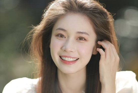 Từ ngày 26/3 đến 26/4, 3 con giáp trúng số độc đắc, làm ăn dễ dàng, hầu bao căng tràn