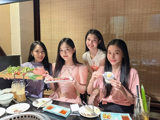 Á hậu Trịnh Thùy Linh lộ hàng loạt dấu hiệu sắp làm dâu hào môn