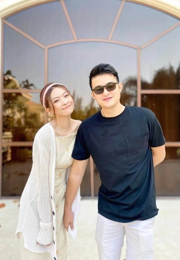 Bất ngờ 5 năm hôn nhân cặp đôi nổi đình đám khi được se duyên ở Người Ấy Là Ai