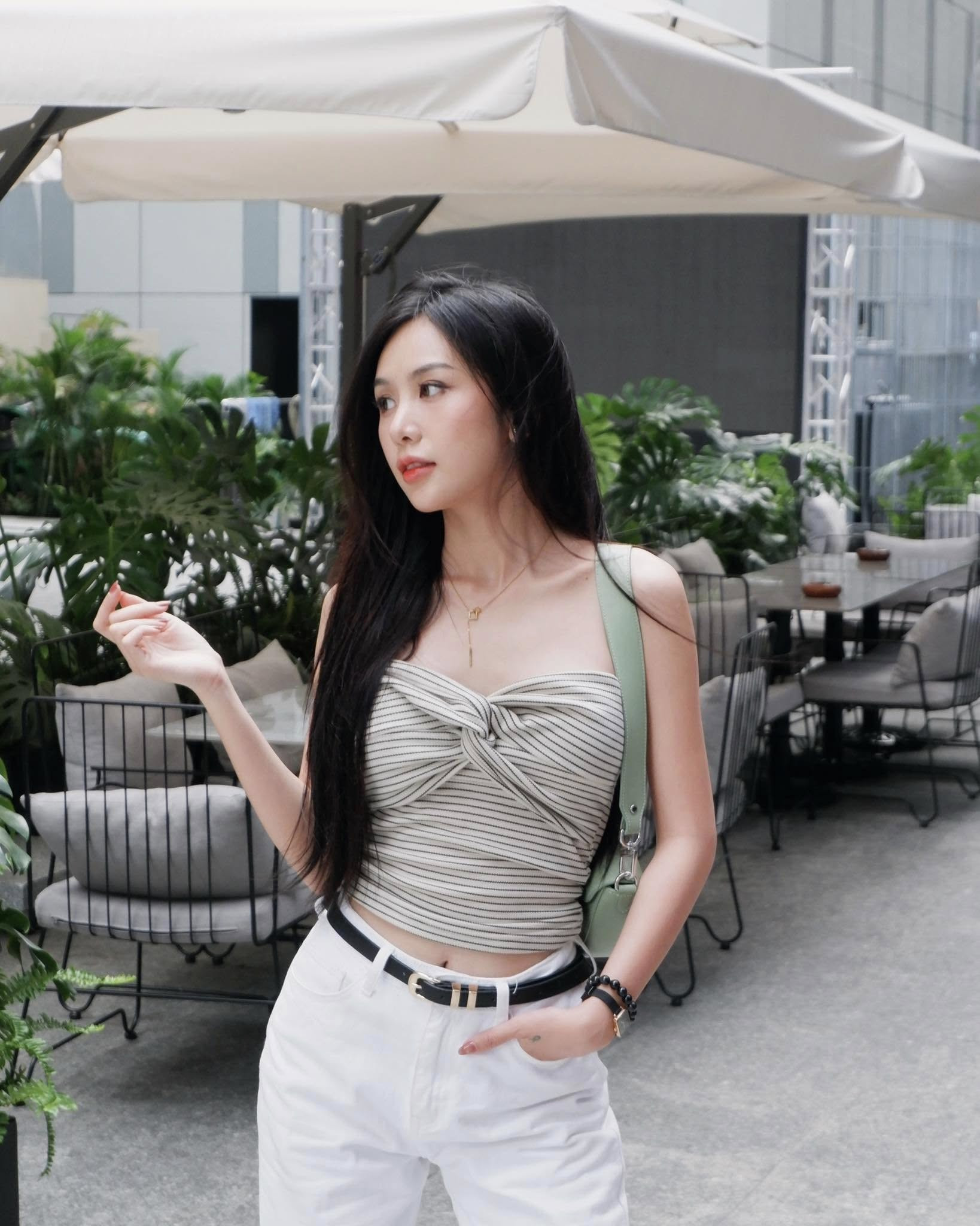 Con gái cưng của NSND Trần Nhượng gây chú ý khi tiếp tục thi Hoa hậu- Ảnh 4.