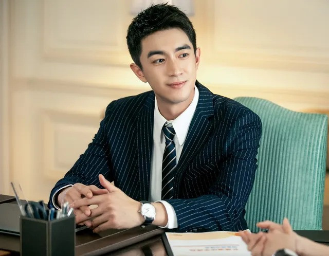 Lộ ảnh bạn gái mới của Lâm Canh Tân không phải Triệu Lệ Dĩnh như tin đồn