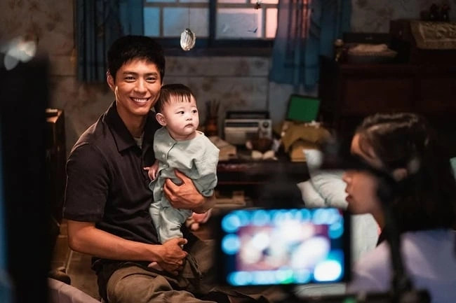 park bo gum tiet lo hau truong nguy hiem nhat khi cuoc doi cho ban qua quyt hinh anh 3