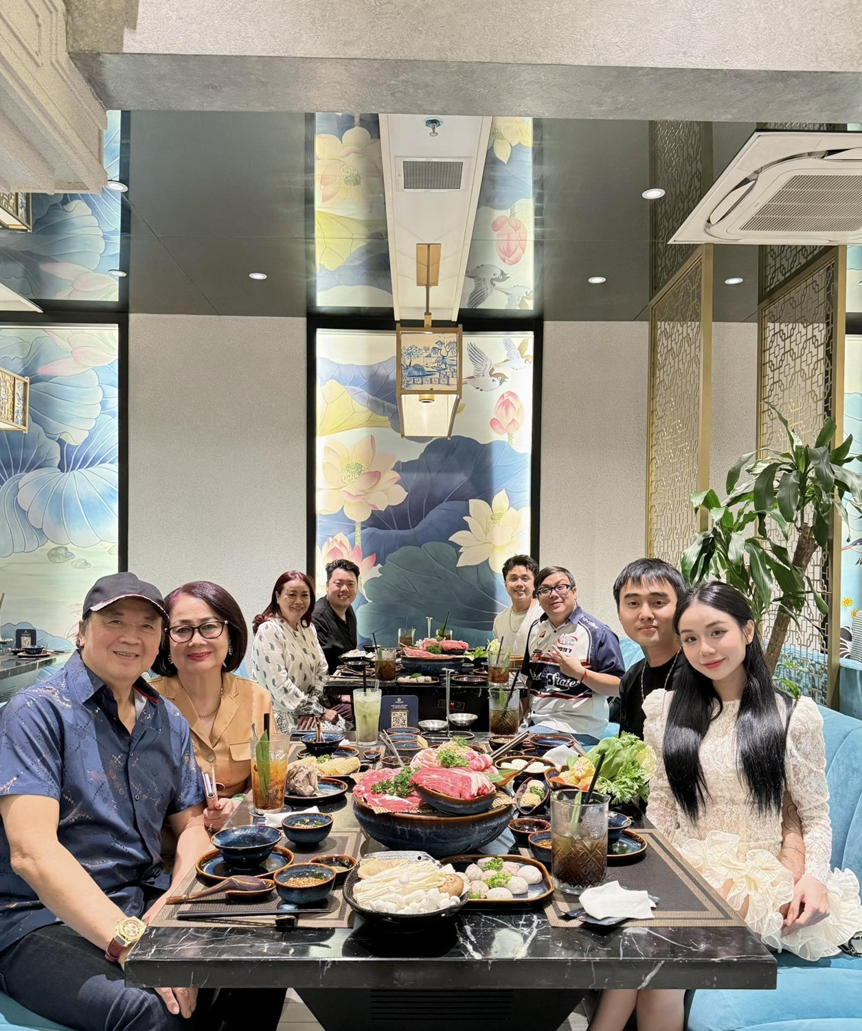 Đạt G ra mắt nhà Cindy Lư