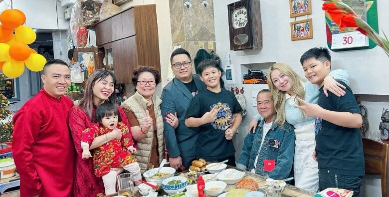 MC Hoàng Linh bất ngờ nhắc về chồng cũ chồng mới phản ứng căng đét