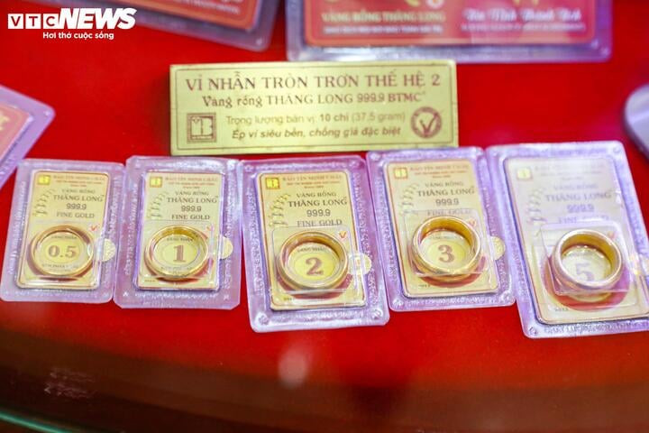 Tôi đem bán hết vàng tiết kiệm hơn chục năm chỉ vì tin lời đầu tư của người bạn. (Ảnh minh họa: Minh Đức)