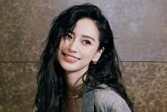 Đúng 12h sáng ngày 28/3/2025, 3 con giáp rước hên vào nhà, sự nghiệp bứt phá, tiền vô bạc tỷ