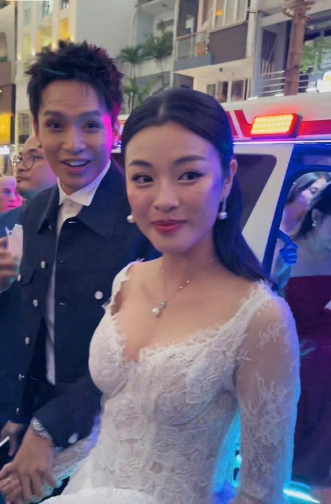 NSƯT Đại Nghĩa xin lỗi vụ ngồi trên xe cứu thương đến họp báo: 'Tôi phạm phải sai lầm' ảnh 2