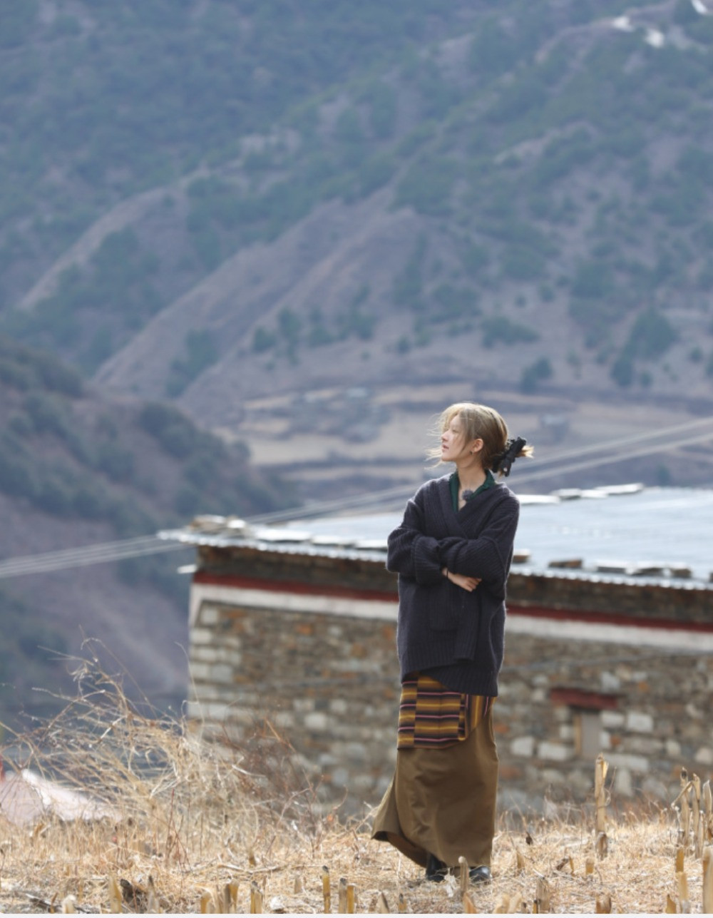 Triệu Lộ Tư liên tục kể khổ mỗi ngày ngủ 2 tiếng tiết lộ lý do không thể đóng phim