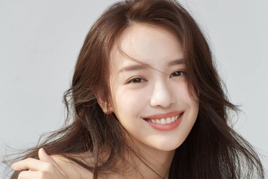 Trúng số độc đắc đúng 12h30 ngày 30/3/2025, 3 con giáp tiền bạc ngập két, sự nghiệp thuận buồm xuôi gió