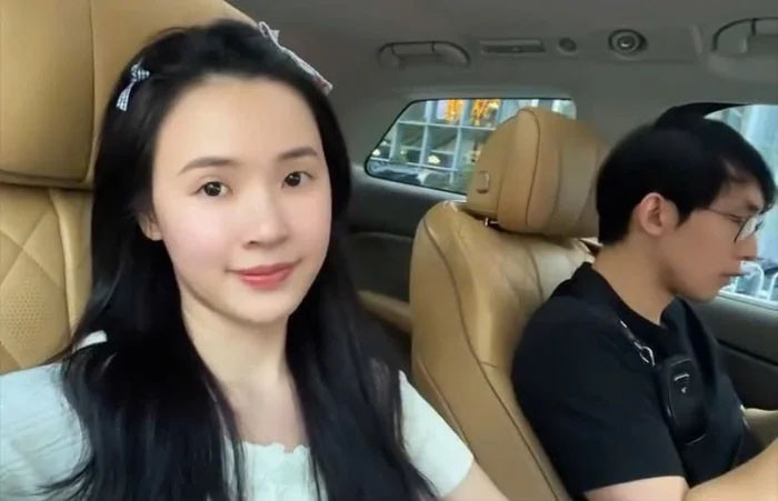 Midu hiếm hoi lộ diện khoe thân hình tròn trịa nàng dâu hào môn đã mang thai