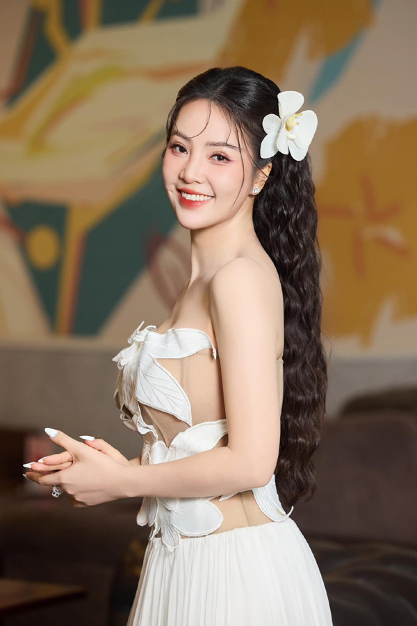 15 kết hôn với chồng đại gia kín tiếng, một Á hậu gốc Hà thành có nhan sắc thay đổi ra sao?- Ảnh 9.