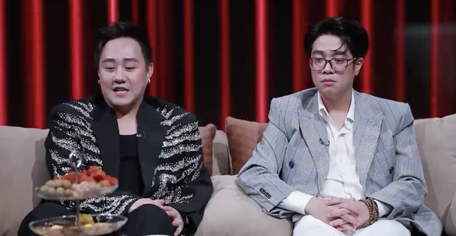 Bùi Anh Tuấn: 'Tôi không xứng đứng trên sân khấu' ảnh 4