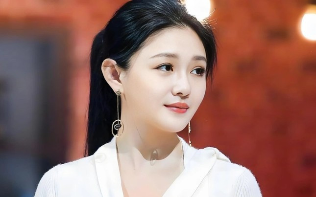 Phát ngôn của Lưu Hiểu Khánh gây tranh cãi sau sự ra đi của Từ Hy Viên