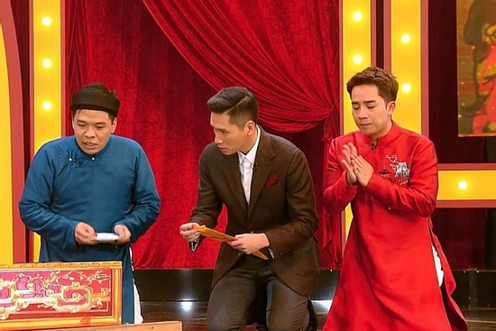 Vì sao 'Gặp nhau cuối tuần 2025' gây tranh cãi khắp cõi mạng?