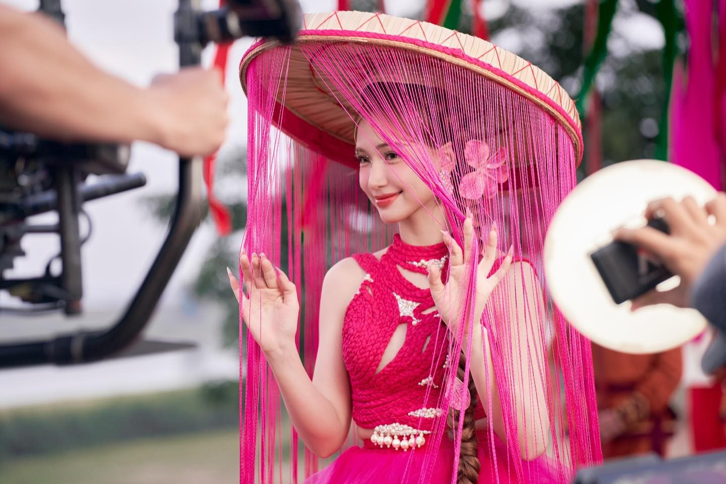 Hòa Minzy kiếm bao nhiêu tiền từ cú nổ 'Bắc Bling' ảnh 4