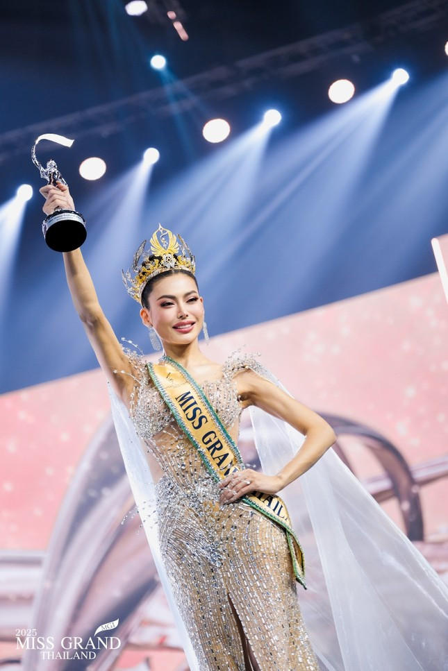 Câu trả lời ứng xử về động đất ở Thái Lan gây tranh cãi ảnh 4