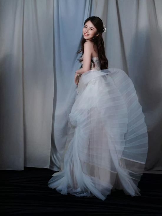 Đúng 18h thứ Hai 31/3/2025, 3 con giáp bước ra ngoài gặp may, tha hồ hốt bạc vàng bày ra trước mắt