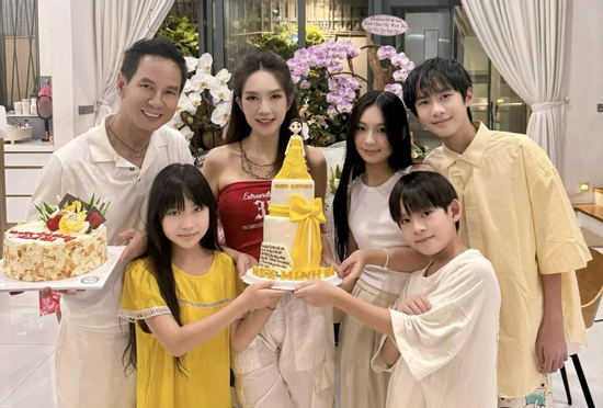 Con trai Lý Hải Minh Hà trổ mã, lộ tính cách tuổi dậy thì