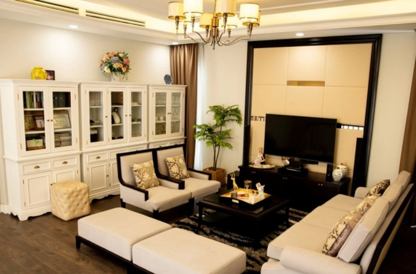 Một không gian được nữ MC dùng để tiếp khách, trao đổi công việc, hội họp.