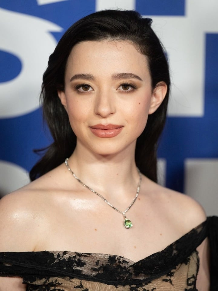 Mỹ nhân 26 tuổi trở thành ngôi sang hạng A của Hollywood.