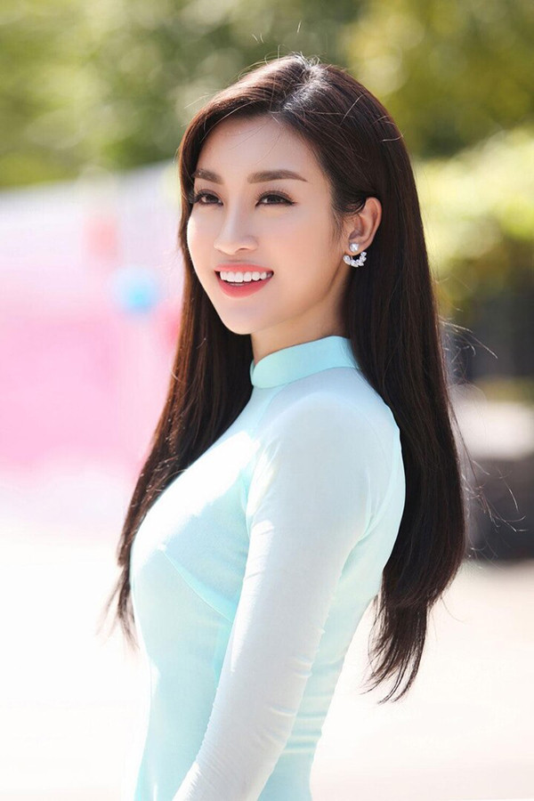 Hoa hậu gốc Hà thành lấy chồng - chủ tịch CLB bóng đá có nhan sắc thay đổi ra sao sau 8 năm đăng quang? - Ảnh 3.