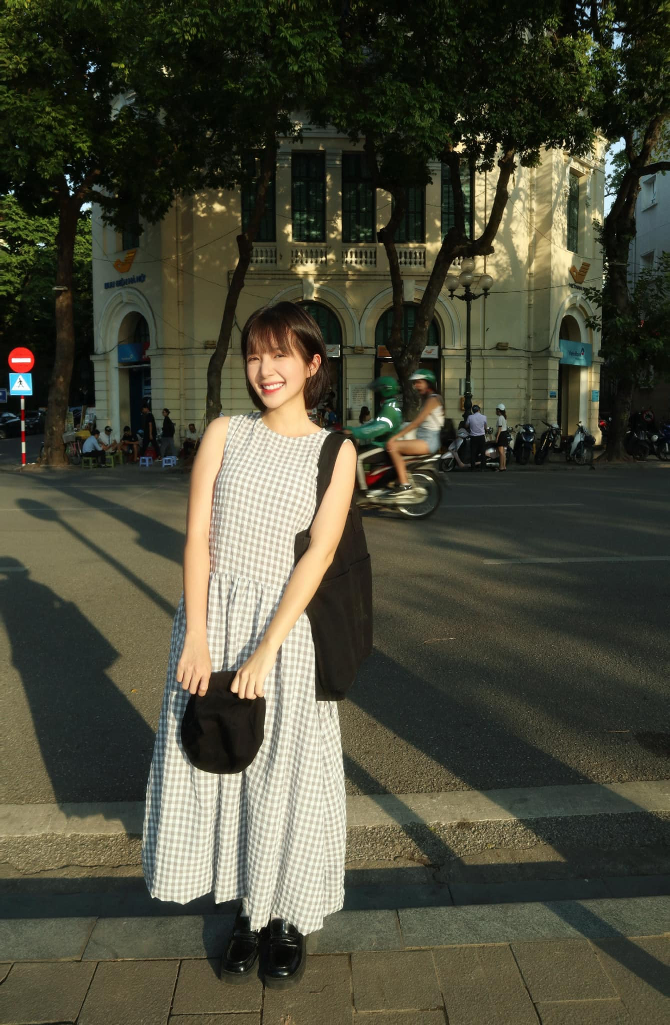 Khó tin với ngoại hình tuổi 28 của nữ chính phim 'Cha tôi, người ở lại' - Ảnh 3.