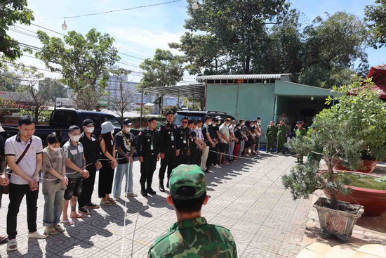 Kịch bản thao túng tâm lý, dẫn dụ con mồi tự nguyện chuyển tiền