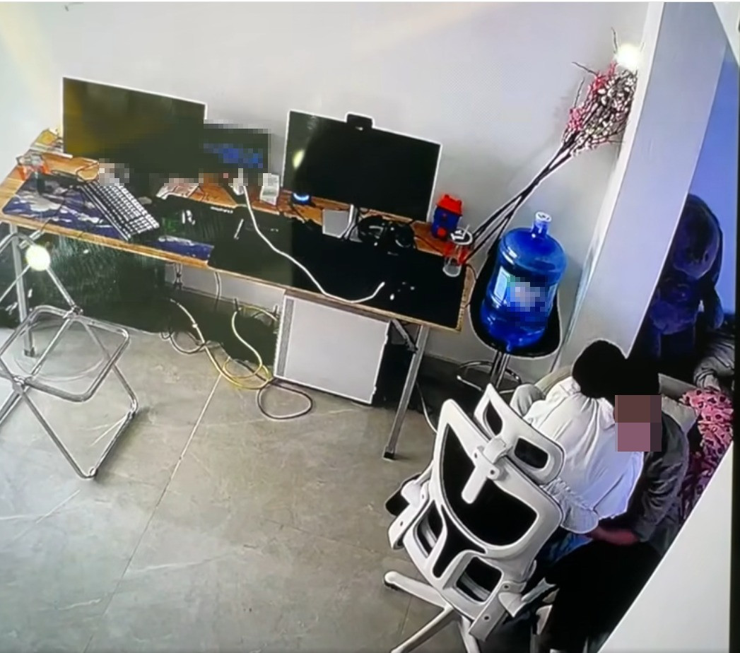 Vụ chồng ngoại tình thợ makeup Thêm clip chị vợ đối chất cao tay gia đình tiểu tam