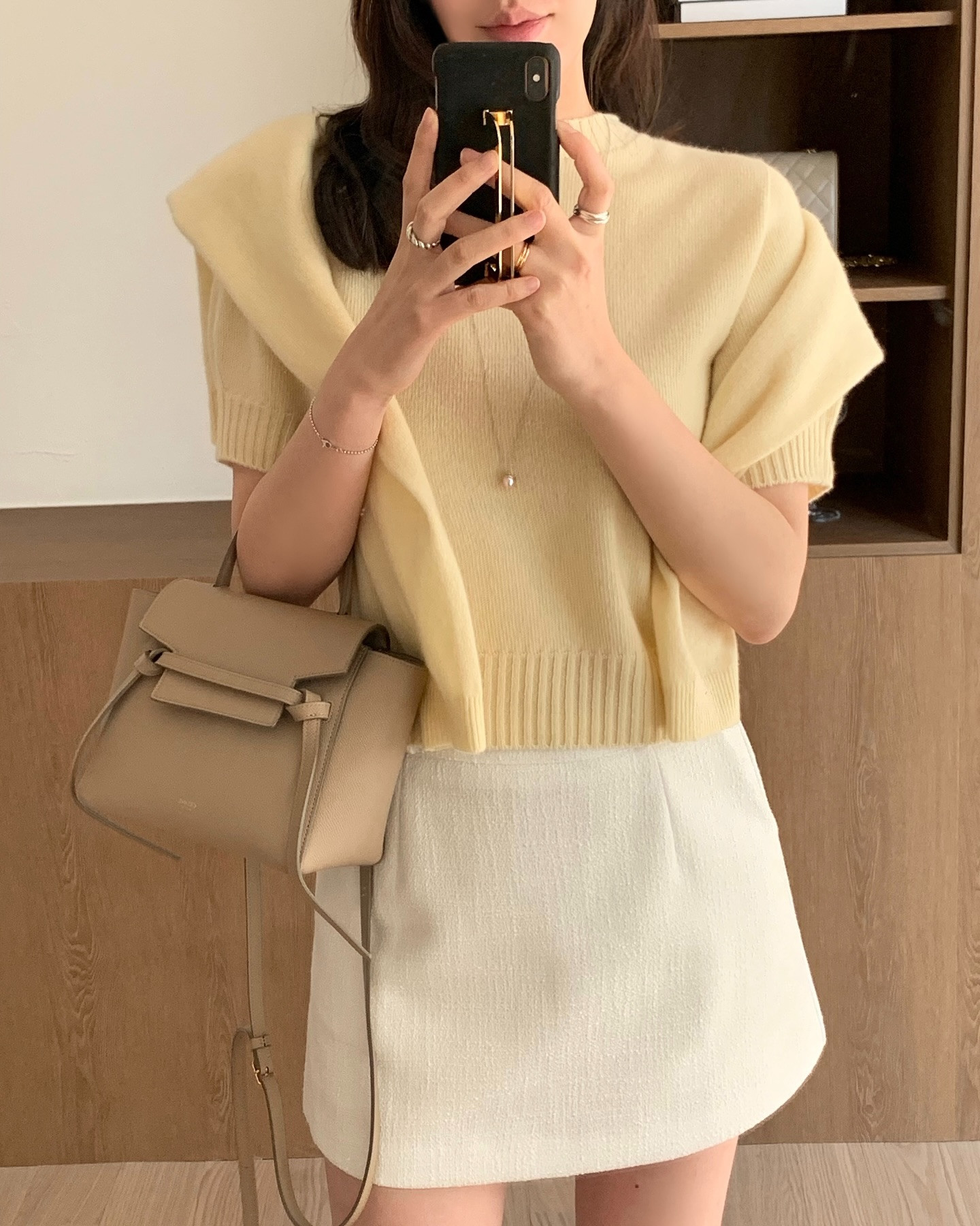 10 c&aacute;ch mặc trang phục m&agrave;u pastel trẻ trung v&agrave; thanh lịch- Ảnh 9.