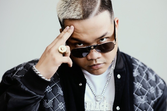 Á quân Rap Việt bị gạch tên khỏi đêm nhạc