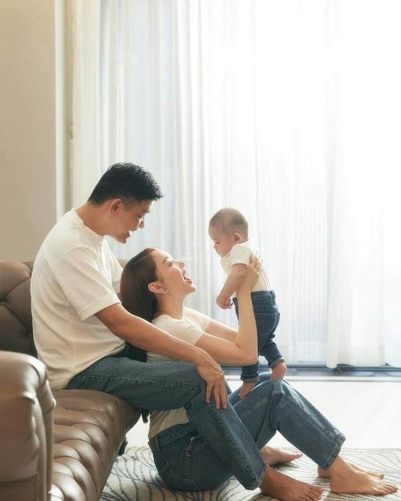 Minh Hằng tổ chức sinh nhật cho chồng đại gia quý tử thay bố chiếm spotlight