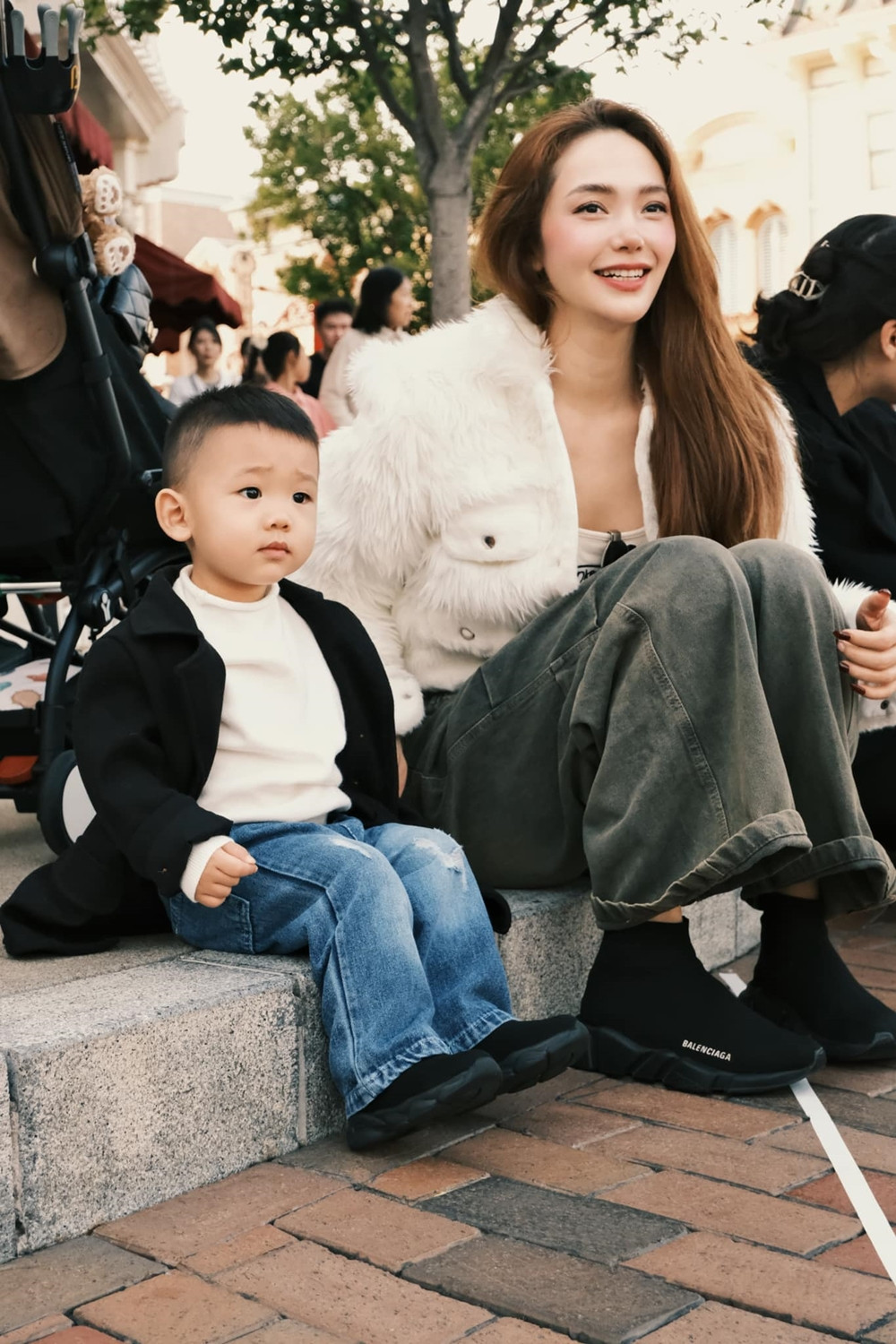 Minh Hằng tổ chức sinh nhật cho chồng đại gia quý tử thay bố chiếm spotlight