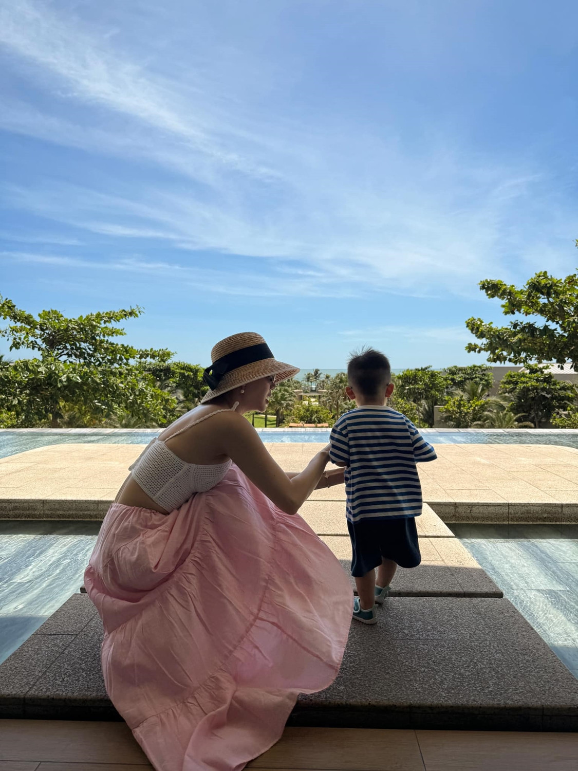 Minh Hằng tổ chức sinh nhật cho chồng đại gia quý tử thay bố chiếm spotlight