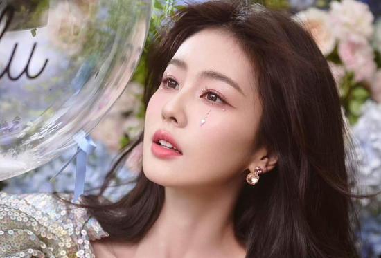 Trúng số sau 16h30 chiều nay (6/3/2025), 3 con giáp công việc hái ra tiền, tiền về chật két