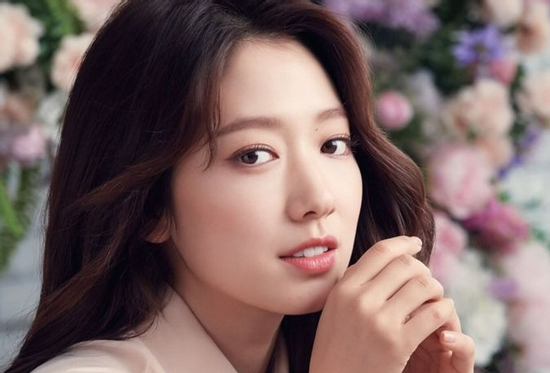 Kể từ thứ Sáu 7/3/2025, 3 con giáp phất lên như diều gặp gió, trút hết vận đen